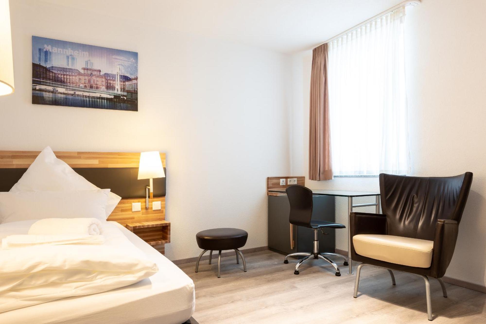 Hotel In Laisen 3*